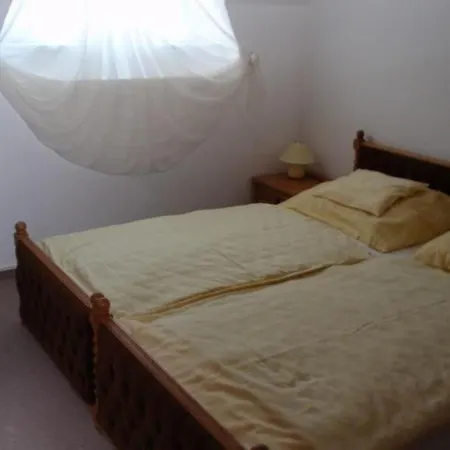 Mit Terrasse- Grill Und Garten By Interhome Apartamento